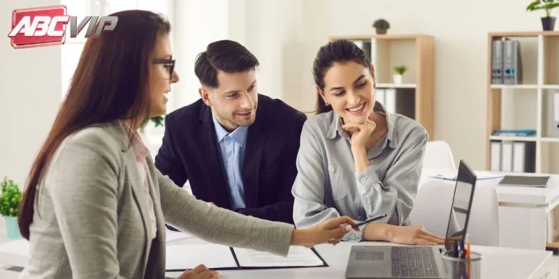 Tư vấn khách hàng tận tâm